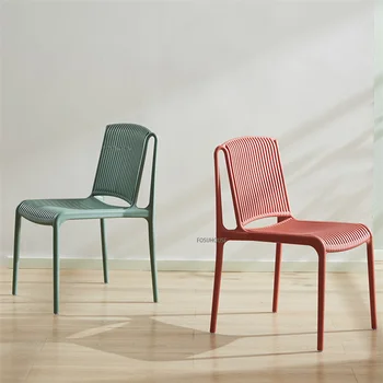 Современные минималистичные пластиковые обеденные стулья для кухонной мебели Простой штабелируемый ресторанный стул с бытовой спинкой Стул для отдыха CN