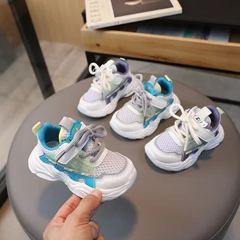 Весенняя новинка 2023 года, Корейская версия детской обуви с мягкой подошвой для мальчиков и девочек, детская нескользящая детская спортивная обувь