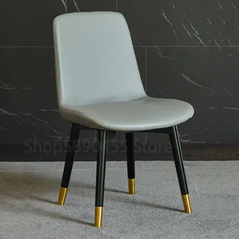 Обеденный стул из массива дерева в скандинавском стиле, современные минималистичные маленькие стулья для домашнего ресторана, клуба, отеля, дизайнерское творческое кресло для отдыха